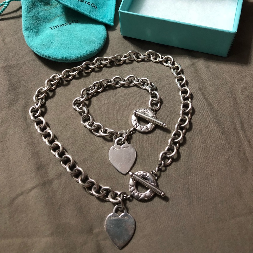 Tiffany & Co. Chain Toggle Set